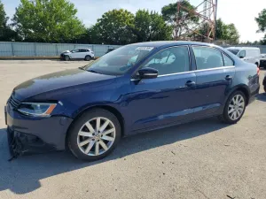 Volkswagen Jetta 2.0L 4 2013