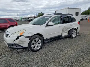 Subaru Outback 2.5L 4 2012