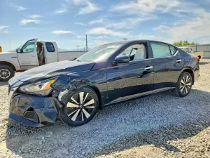 Nissan Altima 2.5L 4 2022