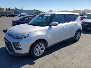 Kia Soul 2.0L 4 2020