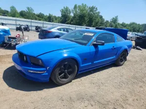 Ford Mustang 4.6L 8 2005