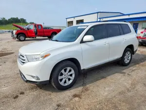 Toyota Highlander 3.5L 6 2013