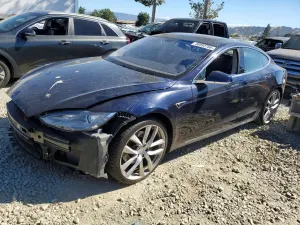 Tesla Model S 2013