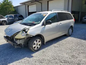 Toyota Sienna 3.3L 6 2006