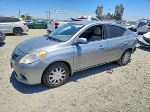 Nissan Versa 1.6L 4 2013
