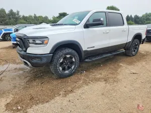 RAM 1500 5.7L 8 2019
