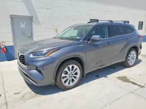 Toyota Highlander 3.5L 6 2021