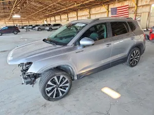 Volkswagen Taos 1.5L 4 2023