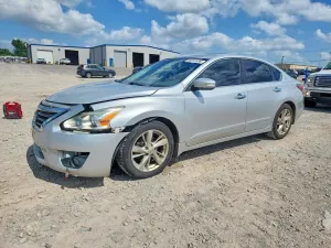 Nissan Altima 2.5L 4 2015