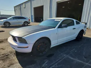 Ford Mustang 4.0L 6 2007