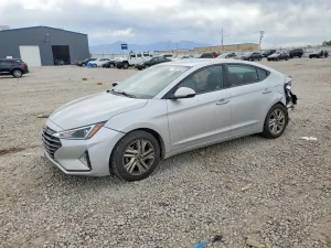 Hyundai Elantra 2.0L 4 2020