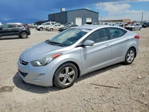 Hyundai Elantra 1.8L 4 2013
