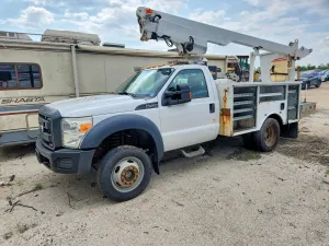 Ford F-450 6.8L 10 2013