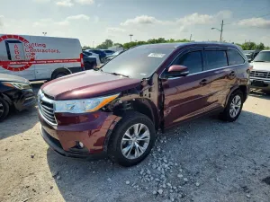 Toyota Highlander 3.5L 6 2015