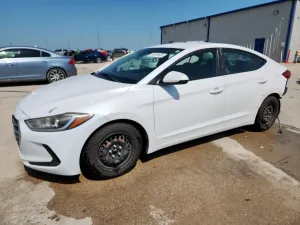 Hyundai Elantra SE 2.0L 4 2017