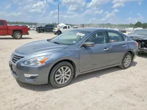 Nissan Altima 2.5L 4 2015