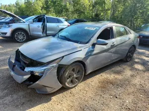 Hyundai Elantra 2.0L 4 2021