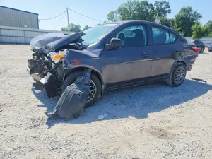 Nissan Versa 1.6L 4 2015