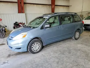 Toyota Sienna 3.5L 6 2010