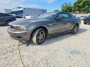Ford Mustang 4.0L 6 2010