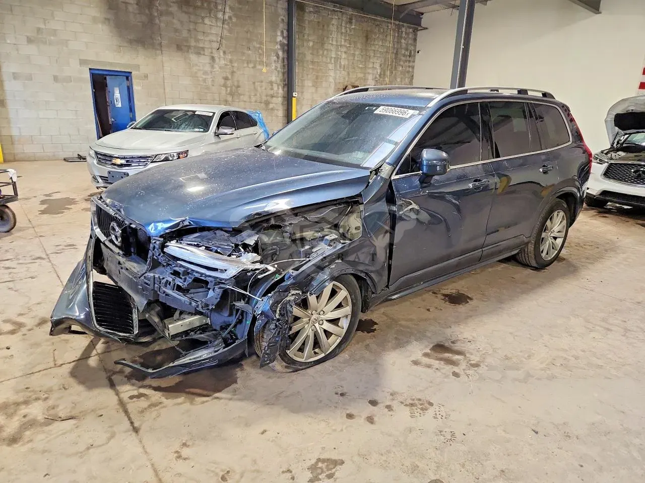 Volvo XC90 2.0L 4 2018
