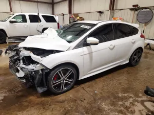 Ford Focus 2.0L 4 2017