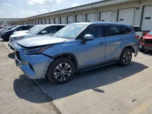 Toyota Highlander 3.5L 6 2022