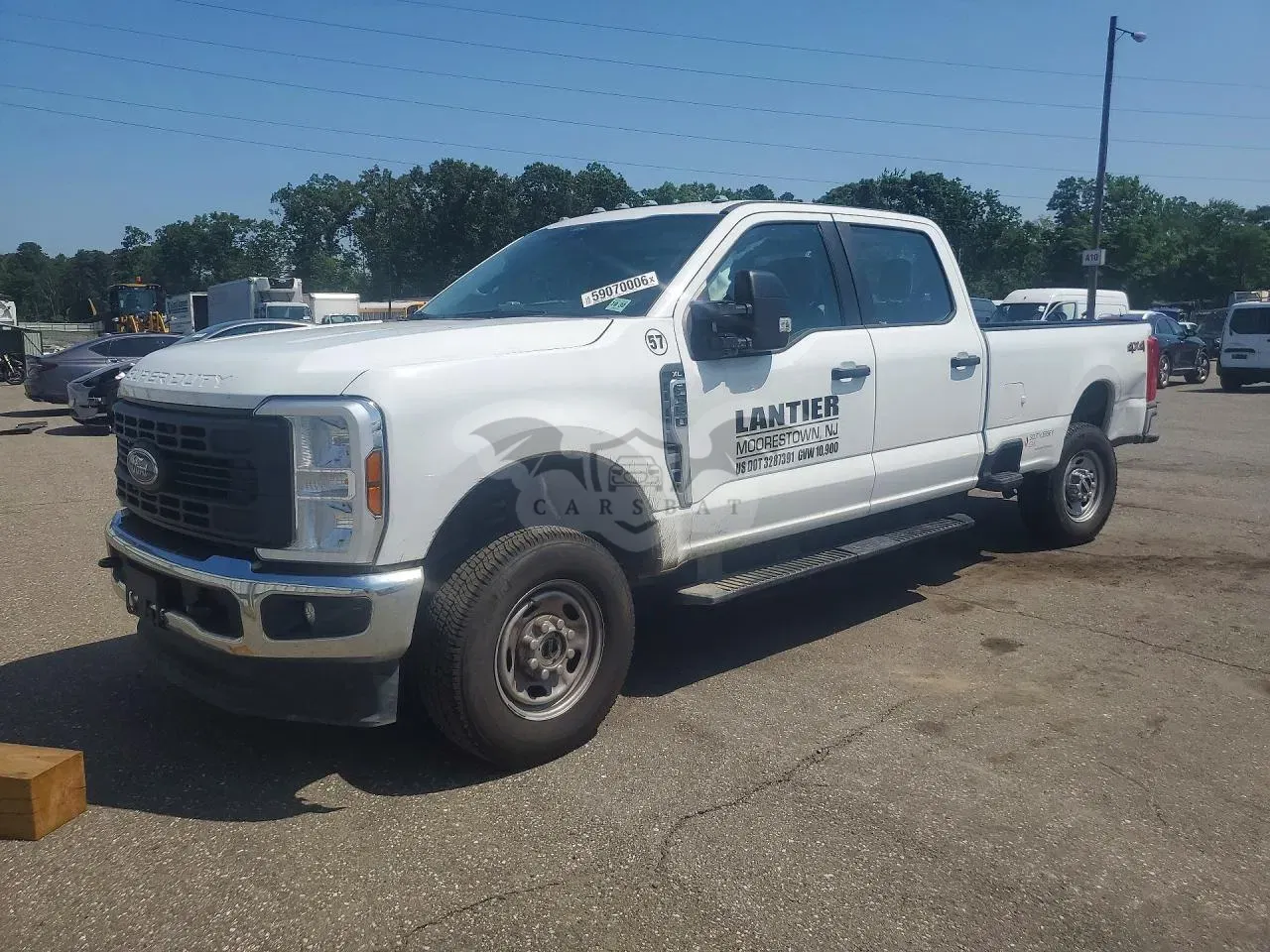 Ford F-350 6.8L 8 2025