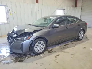Nissan Sentra 2.0L 4 2025