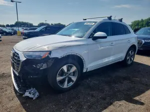 Audi Q5 2.0L 4 2024
