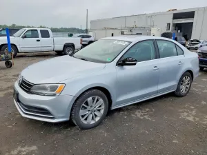Volkswagen Jetta 1.8L 4 2015