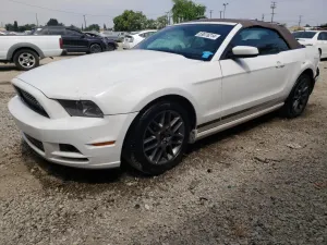 Ford Mustang 3.7L 6 2013