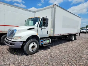 International DuraStar / 4000 6.7L 6 2018