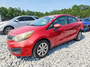 Kia Rio 1.6L 4 2013
