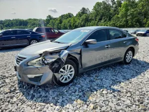 Nissan Altima 2.5L 4 2015