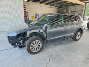 Volkswagen Tiguan 2.0L 4 2018