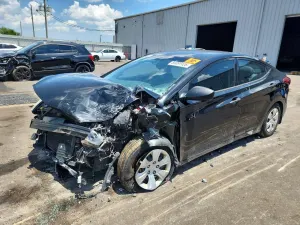 Hyundai Elantra 1.8L 4 2016