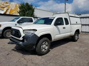 Toyota Tacoma 2.7L 4 2021