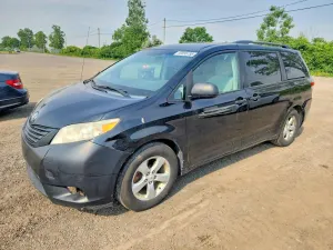 Toyota Sienna 3.5L 6 2011