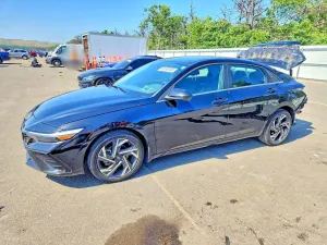 Hyundai Elantra 2.0L 4 2024