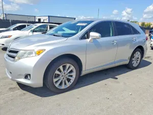 Toyota Venza 2.7L 4 2013