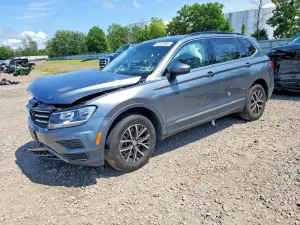 Volkswagen Tiguan 2.0L 4 2021