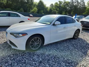 Alfa Romeo Giulia 2.0L 4 2017