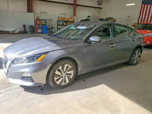 Nissan Altima 2.5L 4 2022