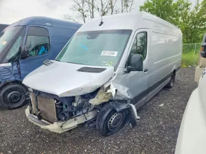Mercedes-Benz Sprinter 2.0L 4 2023