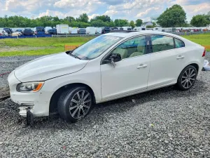 Volvo S60 2.0L 4 2016