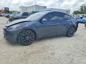 Tesla Model Y 2022