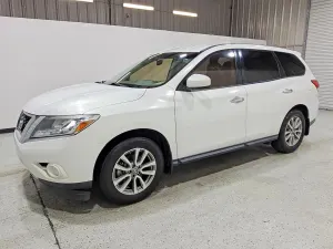 Nissan Pathfinder 3.5L 6 2014