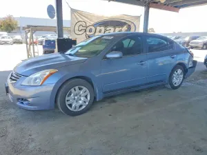 Nissan Altima 2.5L 4 2012