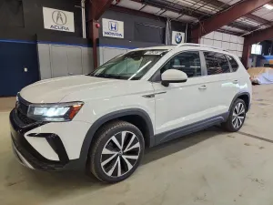 Volkswagen Taos 1.5L 4 2022